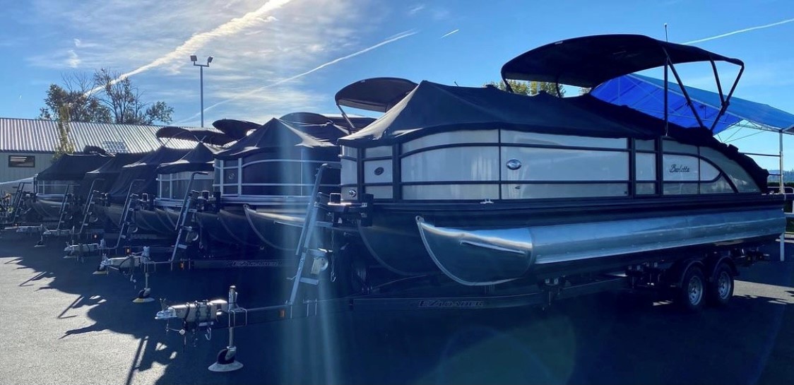 7 Expert Tips for Visiting a Boat Dealership (and Getting Your Way)