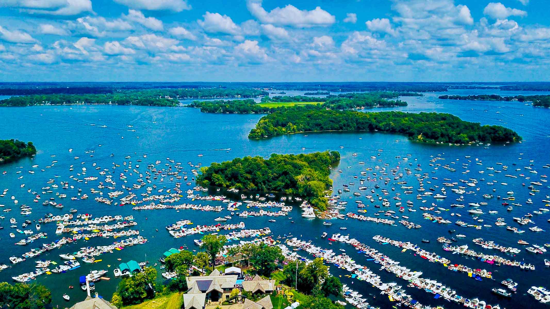 12 Awesome Destinations to Take Your Pontoon Boat in the U.S.